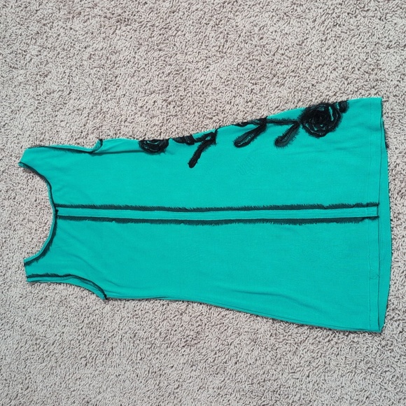 Green and Black Floral Ribbed Bodycon Dress - Picture 2 of 4